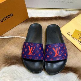 Picture of LV Slippers _SKU406811361201922